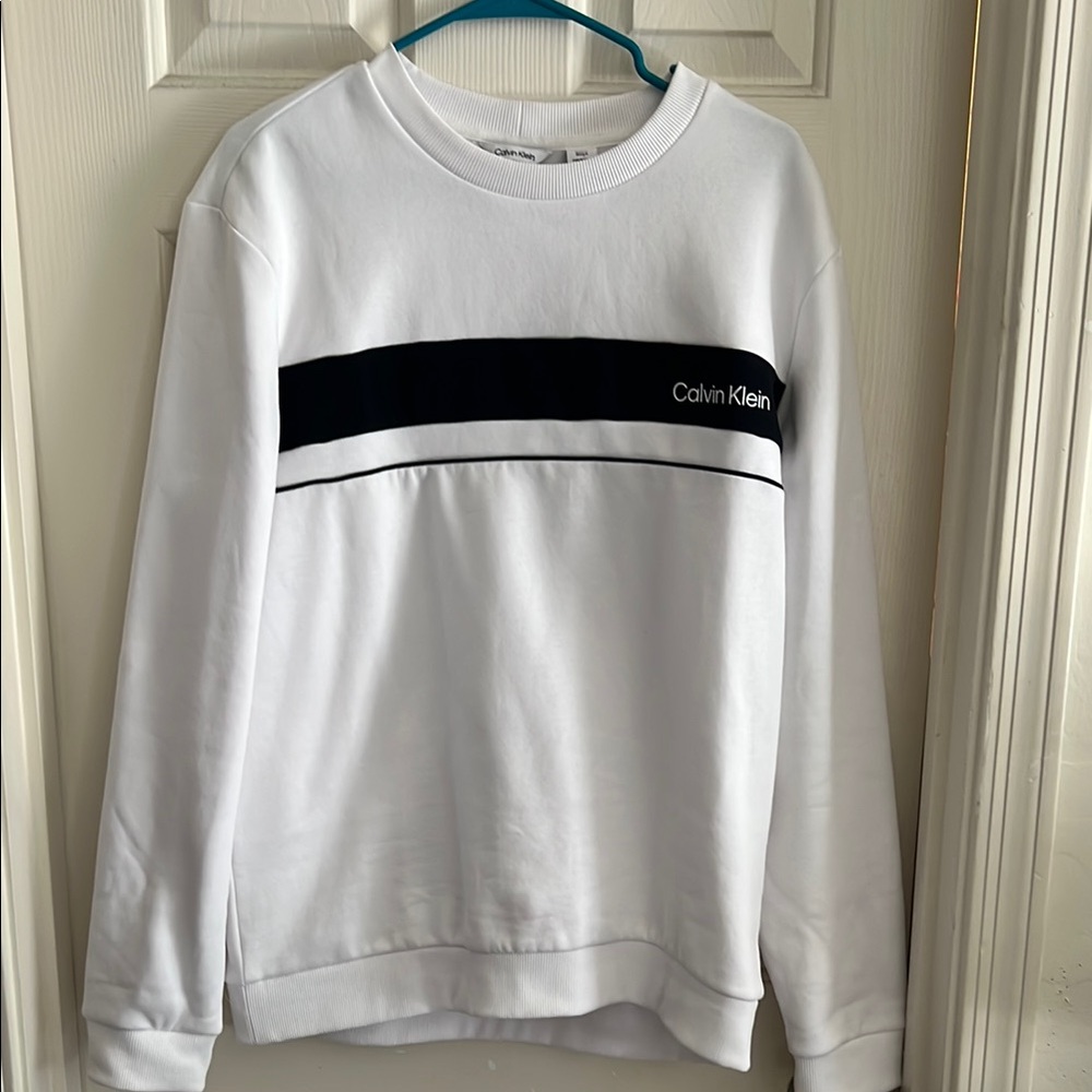 Calvin Klein Men's White and Black Sweater